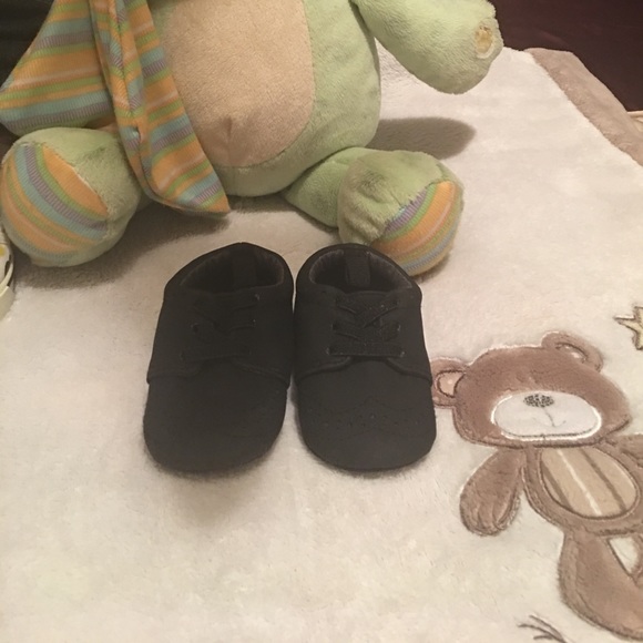 Gymboree  baby shoes - Picture 1 of 4